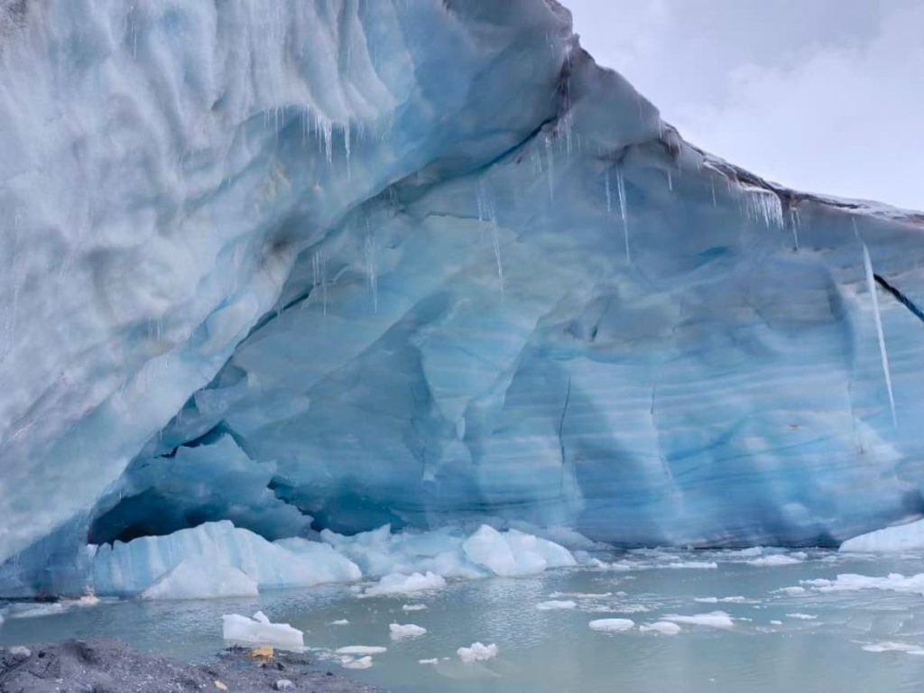 vista del glaciar de qelcaya una nueva atraaccion del peru