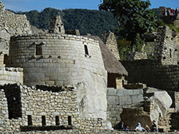 temple-sun-machu-picchu