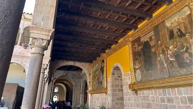 entrada al qoricancha desde la capilla santo domingo