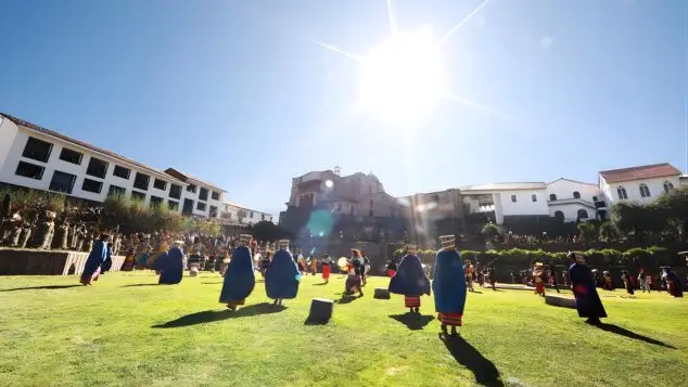 Inicio de la representación del Inti Raymi en Qoricancha, Cusco