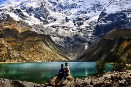 Caminata a la Laguna Humantay al pie del nevado Salkantay
