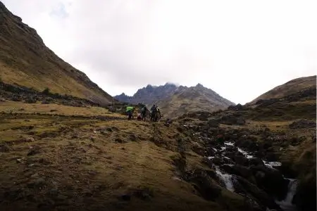 Lares Trek 4 días por comunidades andinas hasta Machu Picchu desde Cusco