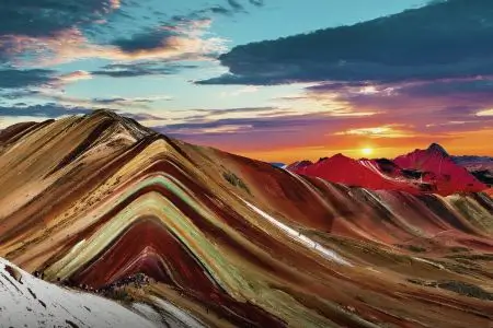 Caminata a la Montaña de 7 Colores Vinicunca desde Cusco