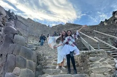 valle sagrado camino para la vista de Machu Picchu en el paquete turistico en 5 días